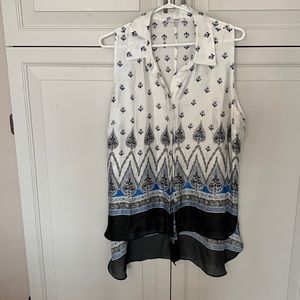 Sleeveless button down blouse, size XL, high low